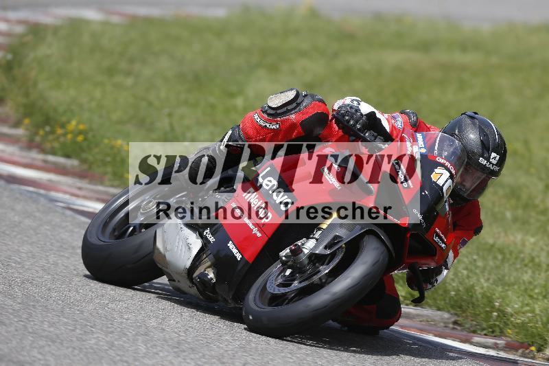 /27 12.06.2025 Ducati Schweiz Trackday Warmup  ADR/gelb-jeaune/10